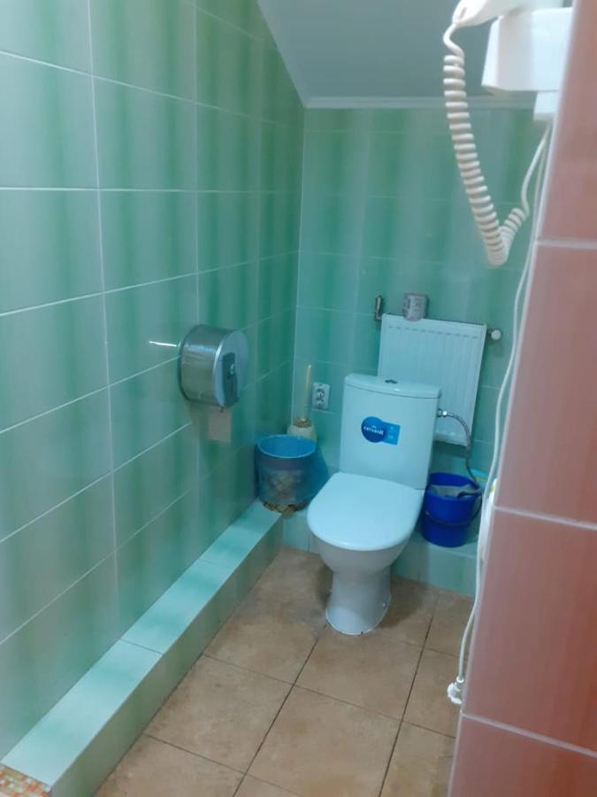 Hostel Stozhary Ternopil Bagian luar foto