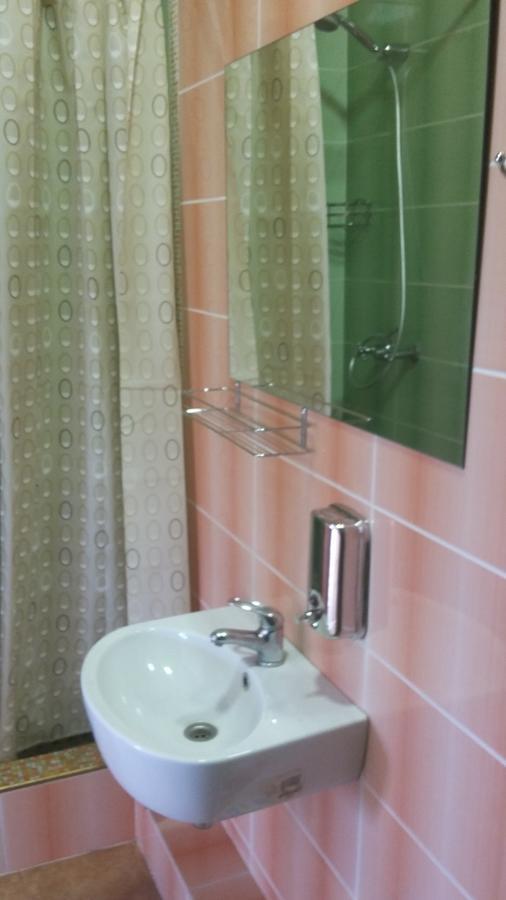 Hostel Stozhary Ternopil Bagian luar foto