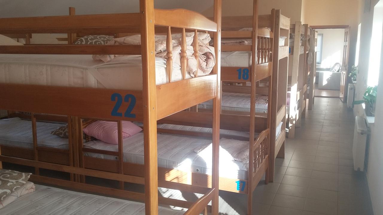Hostel Stozhary Ternopil Bagian luar foto
