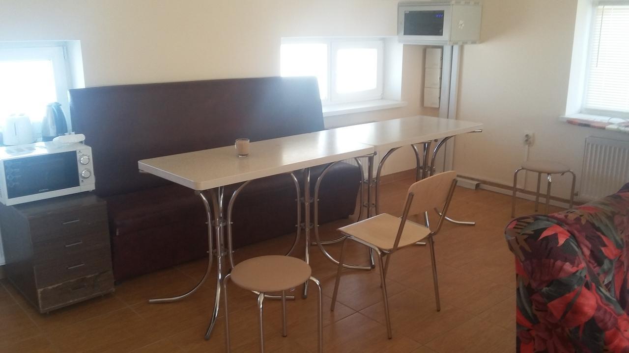 Hostel Stozhary Ternopil Bagian luar foto