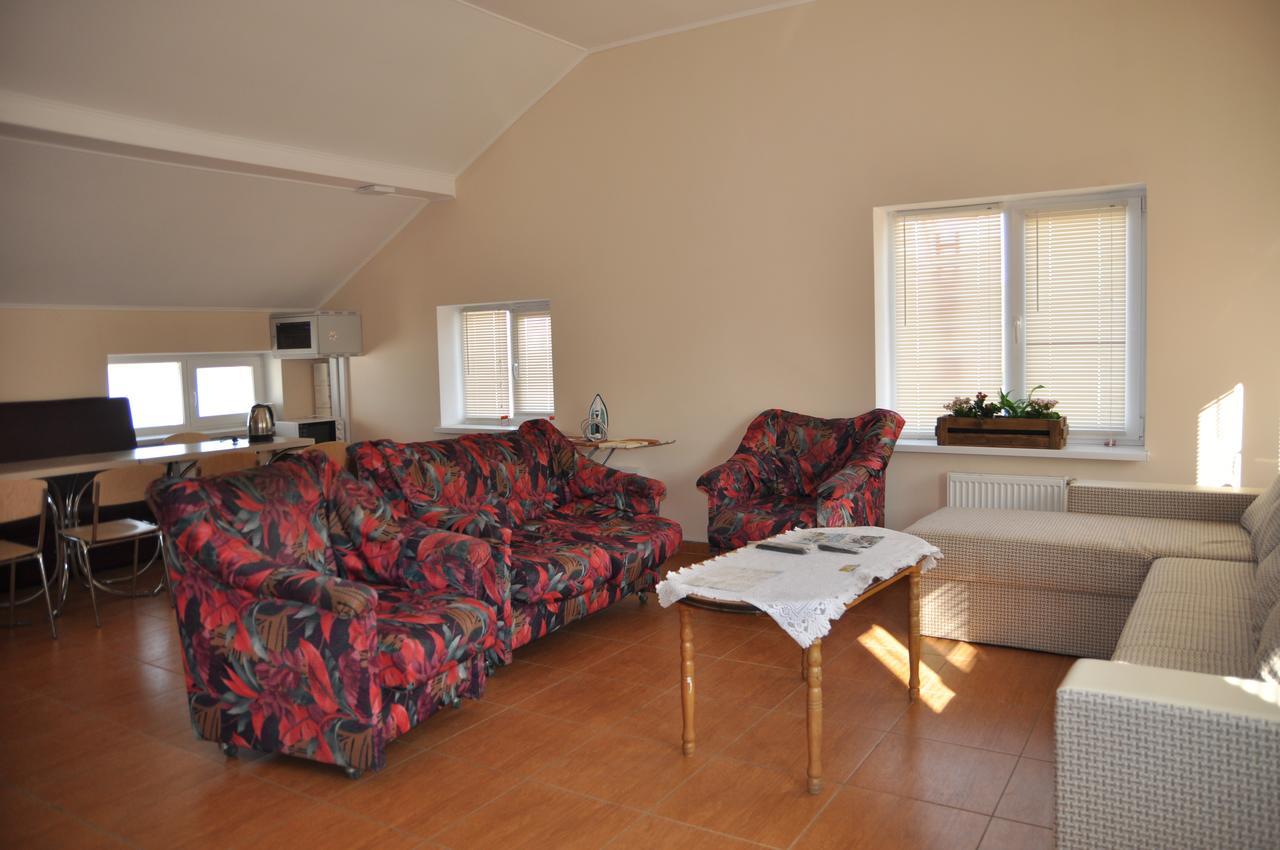 Hostel Stozhary Ternopil Bagian luar foto