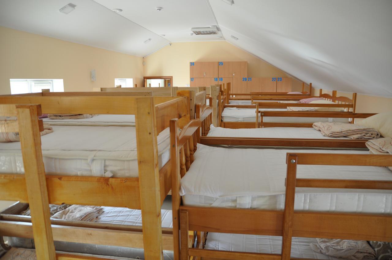 Hostel Stozhary Ternopil Bagian luar foto