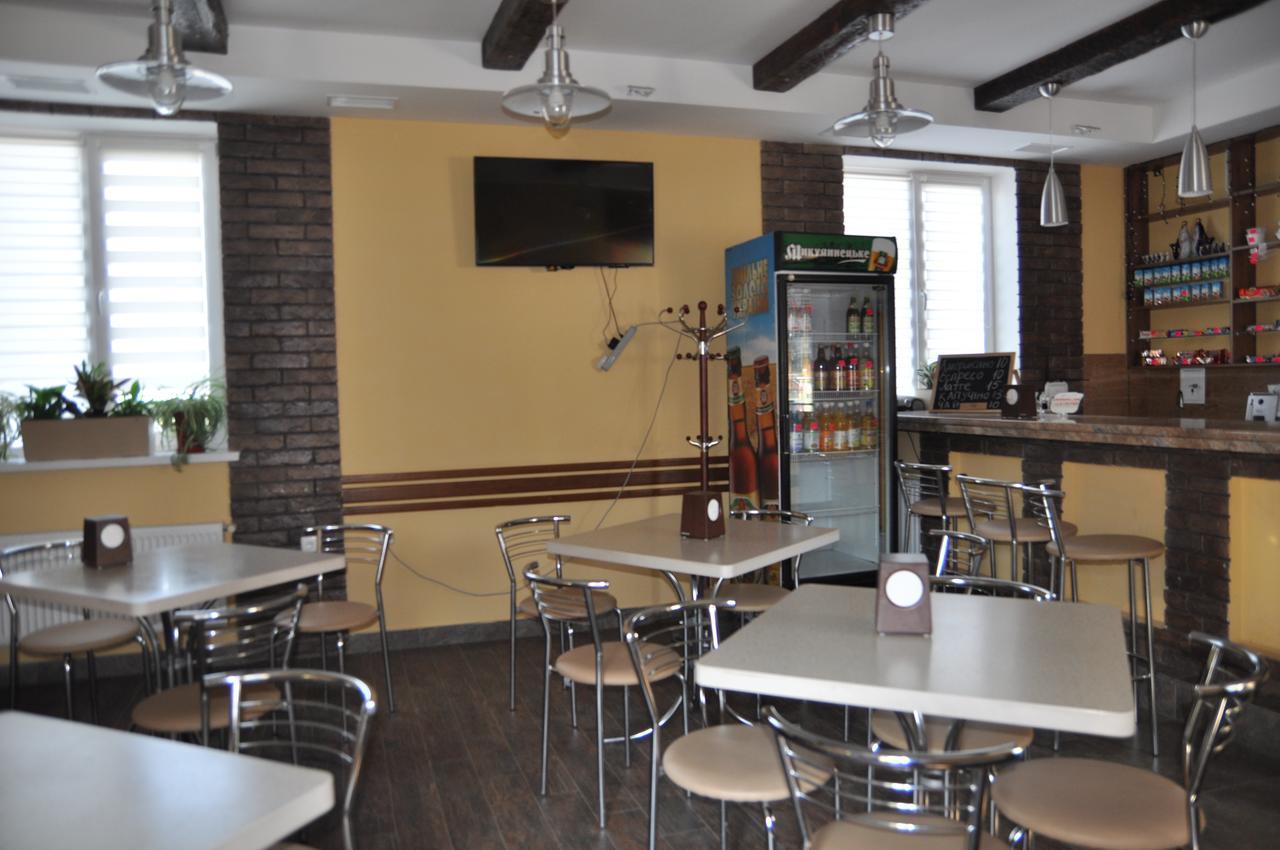 Hostel Stozhary Ternopil Bagian luar foto